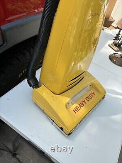 Carpet Pro Vacuum CPU-1T Heavy Duty Commercial Cleaner works good w some attachm